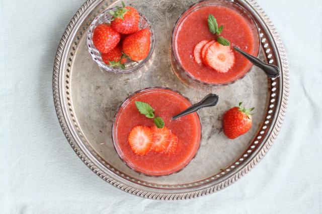 Rabarberi ja maasika supp